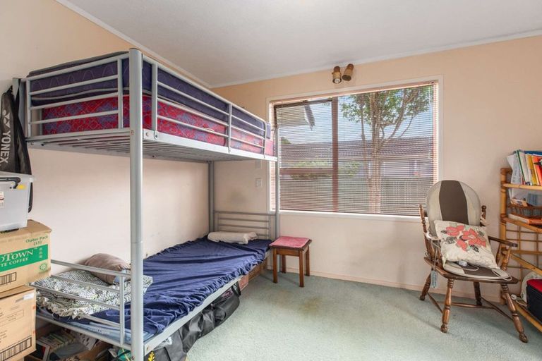 Photo of property in 4 Blanche Way, Half Moon Bay, Auckland, 2012