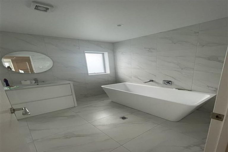 Photo of property in 10 Fort Lincoln Loop, Karaka, Papakura, 2113