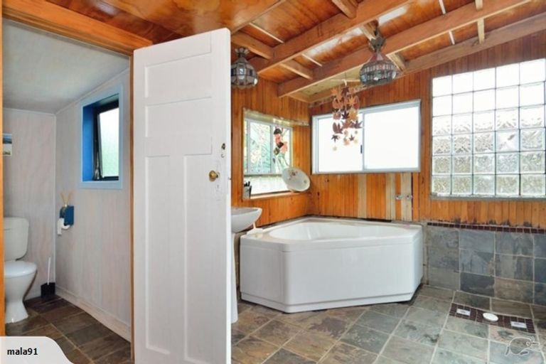 Photo of property in 74 Awapuni Road, Awapuni, Gisborne, 4010