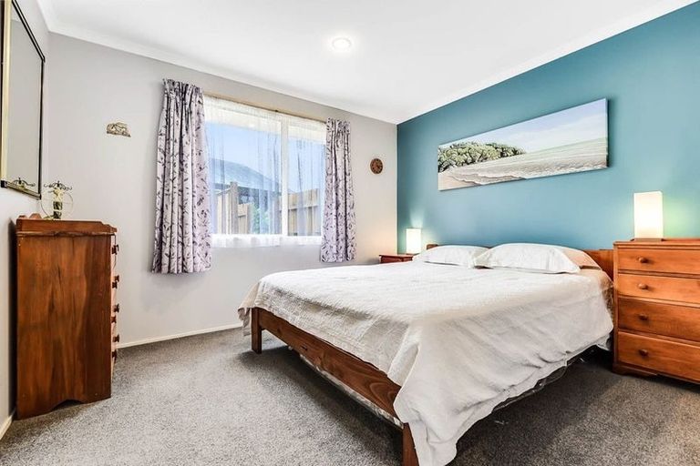 Photo of property in 28 Antrim Place, Nawton, Hamilton, 3200