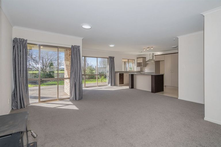 Photo of property in 48 Carina Way, Whitianga, 3510