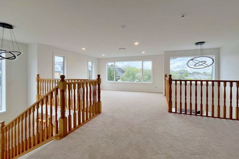 Photo of property in 30 Kenmure Avenue, Forrest Hill, Auckland, 0620