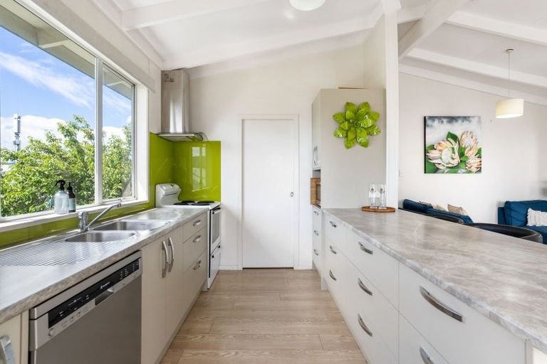 Photo of property in 100 Charleston Avenue, Whangamata, 3620