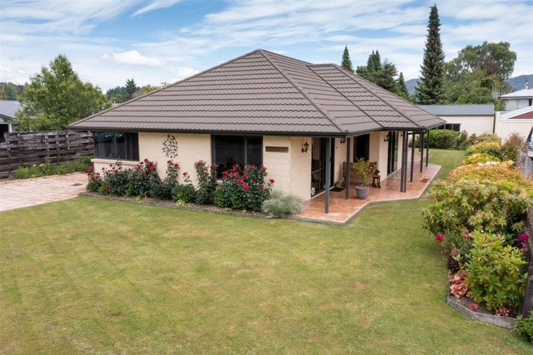 Photo of property in 39 Henry Street, Te Anau, 9600