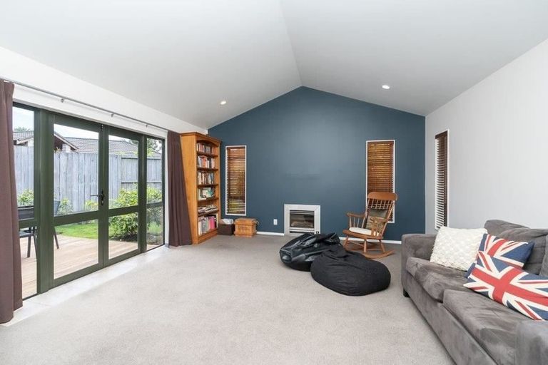 Photo of property in 20 Merlin Close, Huntington, Hamilton, 3210