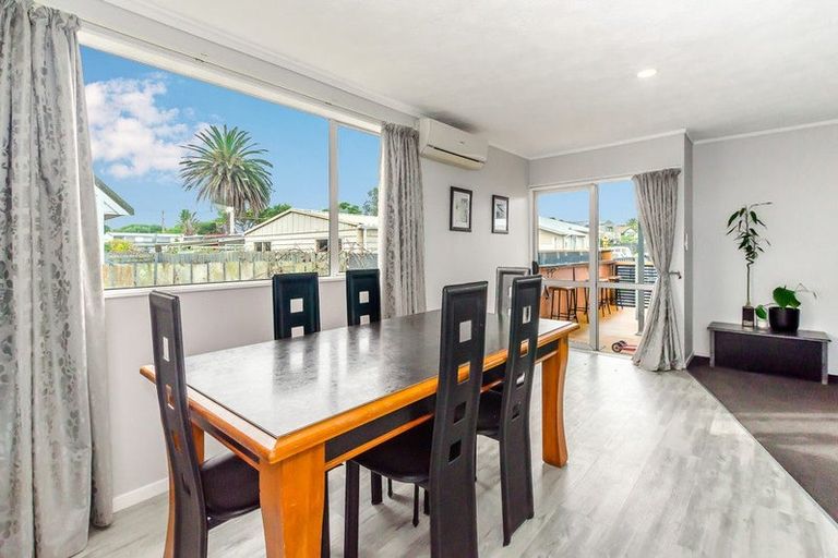 Photo of property in 9a Health Camp Road, Otaki Beach, Otaki, 5512