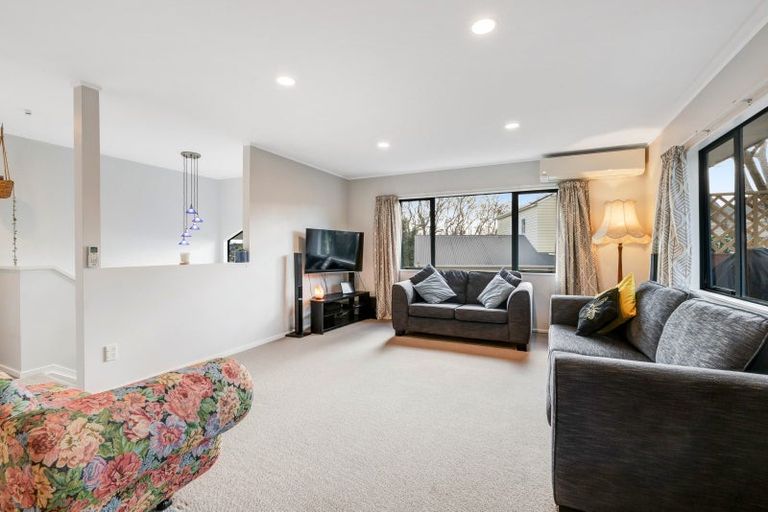 Photo of property in 23 Jelas Road, Red Beach, 0932