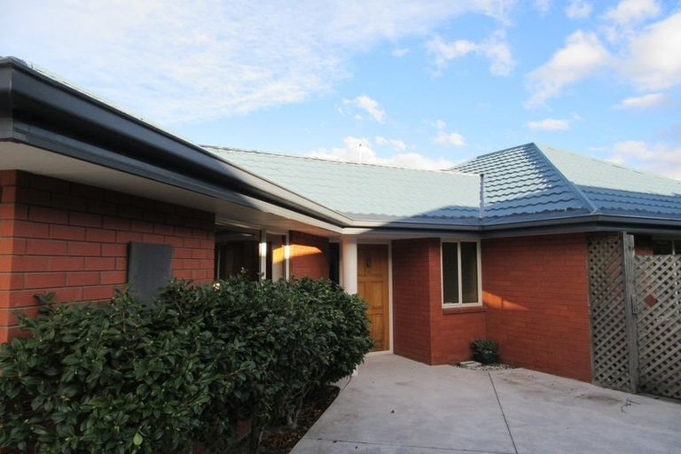 Photo of property in 1/3 Lantern Lane, Halswell, Christchurch, 8025