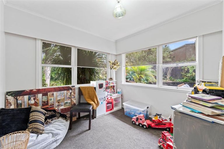 Photo of property in 2 Bickerstaffe Road, Maungaturoto, 0520