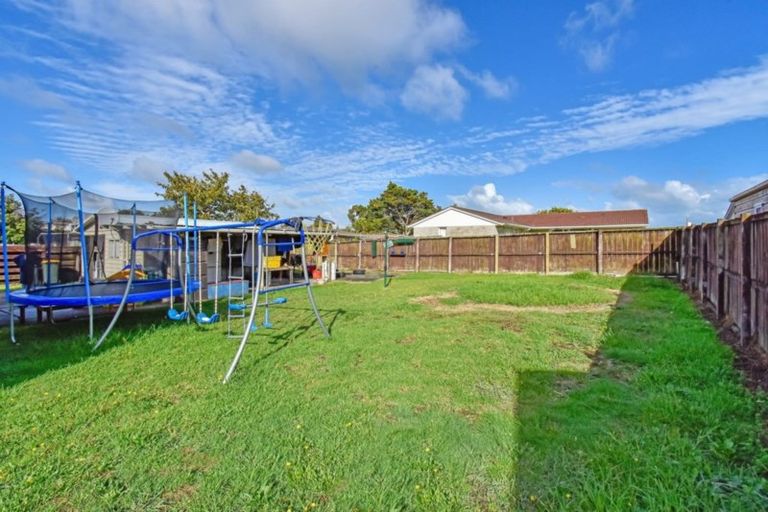 Photo of property in 49 Dagenham Street, Manurewa, Auckland, 2102