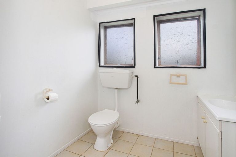 Photo of property in 7/18 Seabrook Avenue, New Lynn, Auckland, 0600