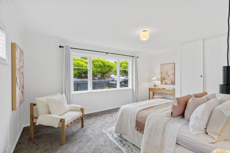 Photo of property in 81 Bartholomew Road, Levin, 5510