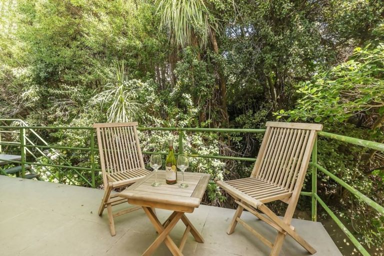 Photo of property in 4/153 Main Road, Tawa, Wellington, 5028