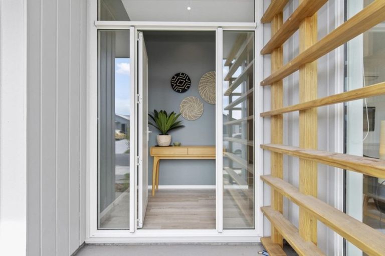 Photo of property in 30 Te Wharo Drive, Papamoa, 3118