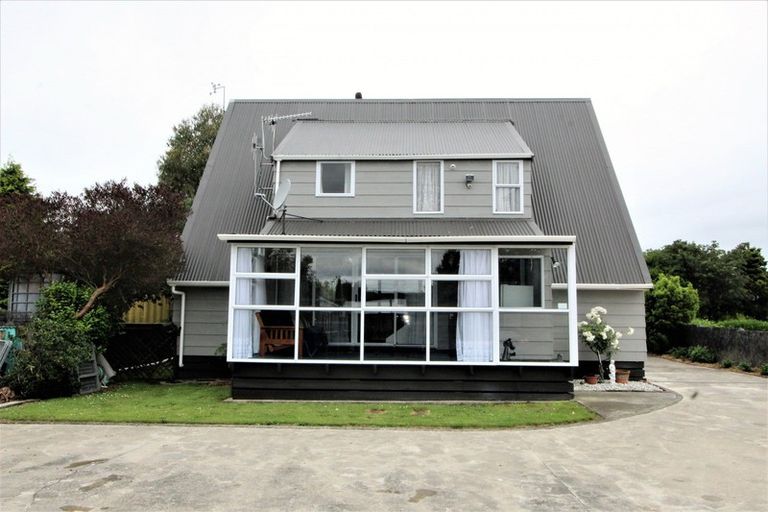 Photo of property in 11 Ross Street, Woodville, 4920