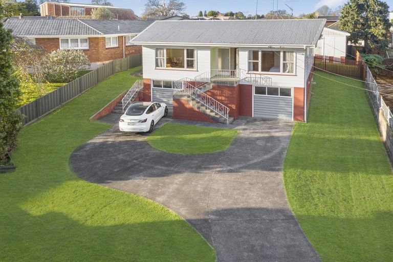Photo of property in 23 Miles Avenue, Papatoetoe, Auckland, 2025