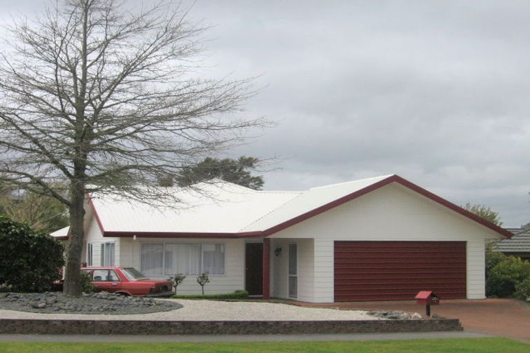 Photo of property in 15 Robinson Terrace, Rangatira Park, Taupo, 3330
