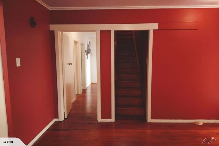 Photo of property in 3 Armagh Street, Levin, 5510