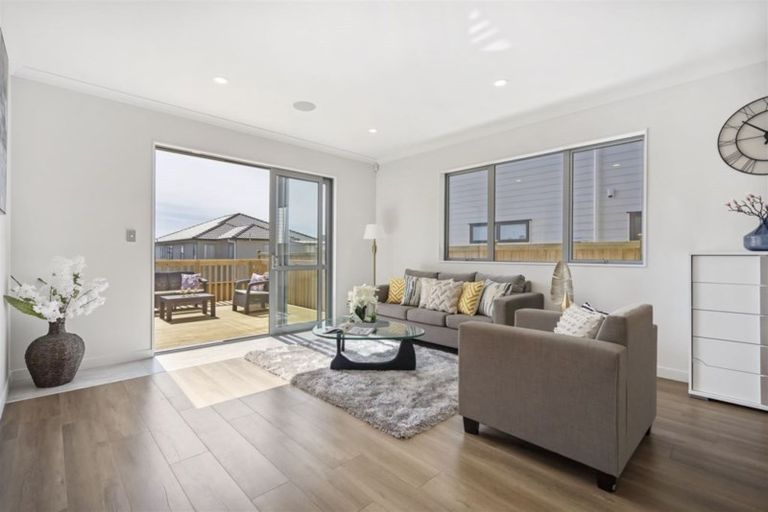 Photo of property in 9 Demeter Street, Flat Bush, Auckland, 2019