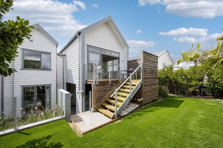 Photo of property in 74 Caldera Drive, Long Bay, Auckland, 0630