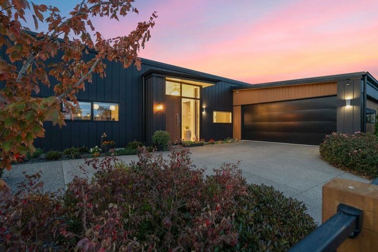 Photo of property in 43 Billington Drive, Halswell, Christchurch, 8025