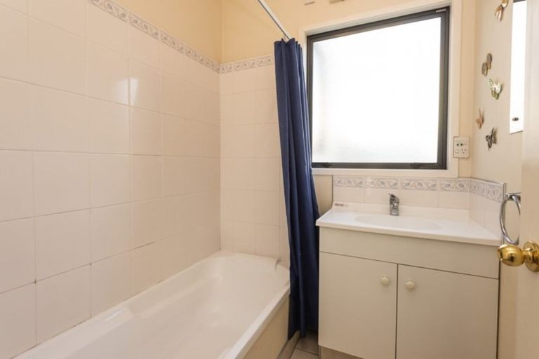 Photo of property in 48a Oxley Avenue, St Albans, Christchurch, 8014