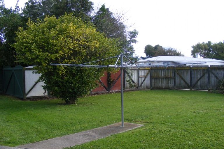 Photo of property in 43 Avenue Road, Foxton, 4814