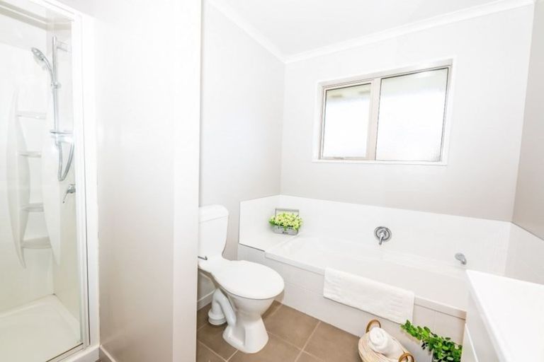 Photo of property in 2/2 Vintners Lane, Woolston, Christchurch, 8023