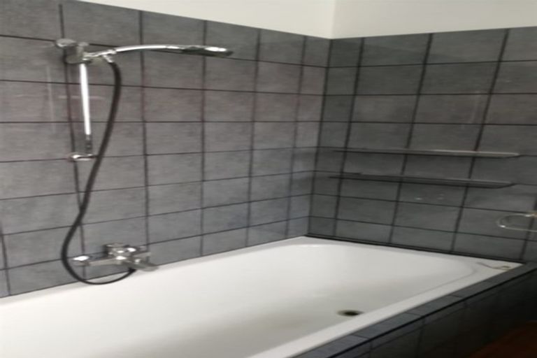 Photo of property in 4 Gregory Place, Mount Roskill, Auckland, 1041