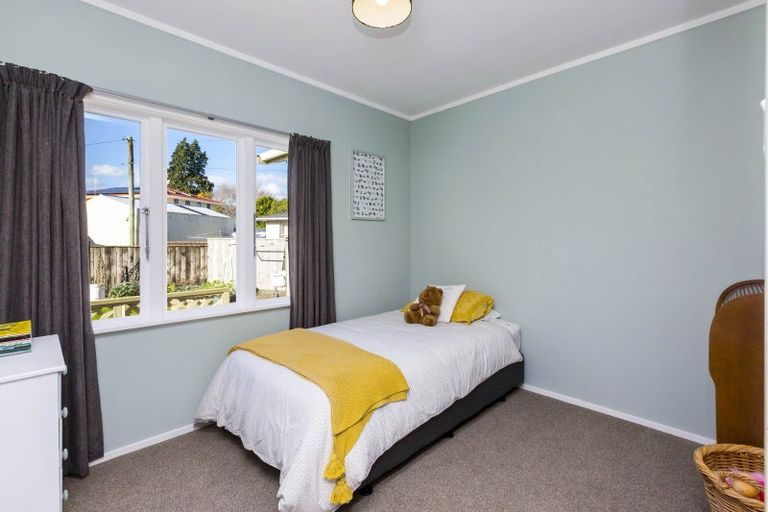 Photo of property in 10a Stephen Street, Trentham, Upper Hutt, 5018