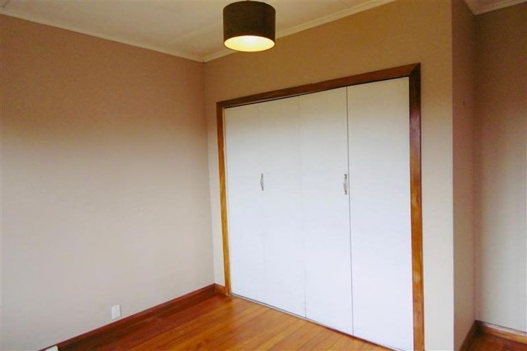 Photo of property in 292 Huatoki Street, Upper Vogeltown, New Plymouth, 4310