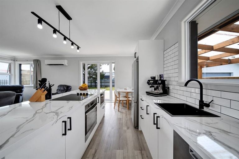 Photo of property in 22 Egmont Street, Hawera, 4610