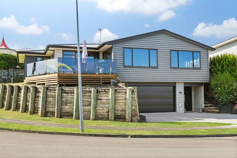 Photo of property in 3 Gregson Drive, Huntly, 3700