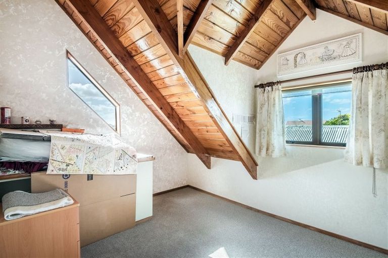 Photo of property in 119 Arran Road, Browns Bay, Auckland, 0630