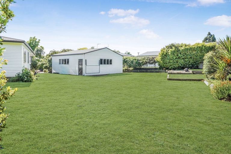 Photo of property in 16 Morris Road, Hillcrest, Hamilton, 3216