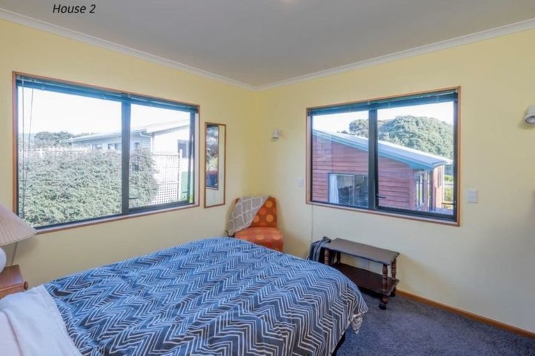 Photo of property in 17 Heperi Street, Waikanae Beach, Waikanae, 5036