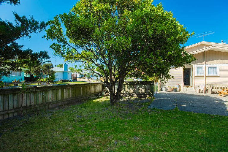 Photo of property in 8 Porter Street, Outer Kaiti, Gisborne, 4010