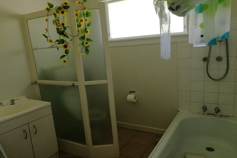 Photo of property in 1/81 Carrington Avenue, Silverdale, Hamilton, 3216