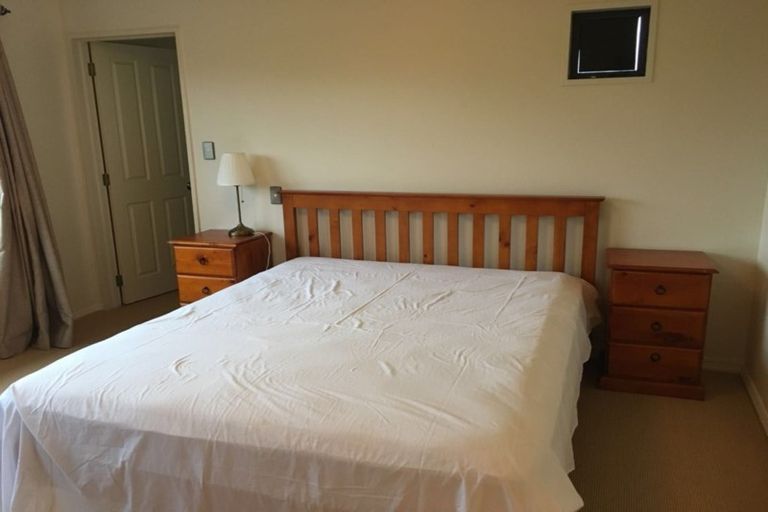 Photo of property in 22 Whitford Place, Rototuna North, Hamilton, 3210