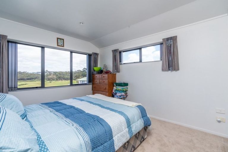 Photo of property in 5 Marram Place, Mangawhai Heads, Mangawhai, 0505