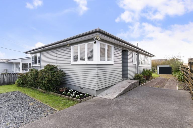 Photo of property in 798 Whangaparaoa Road, Manly, Whangaparaoa, 0930