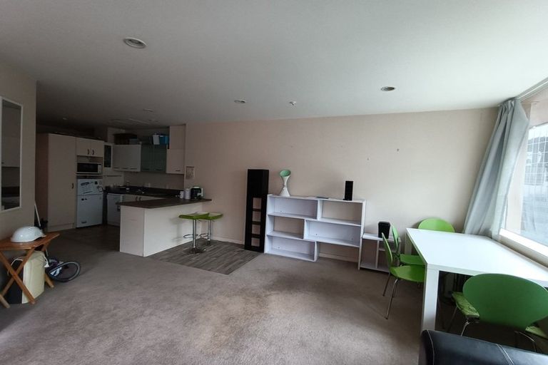 Photo of property in Terrace Tower Apartments, 8b/126 The Terrace, Wellington Central, Wellington, 6011