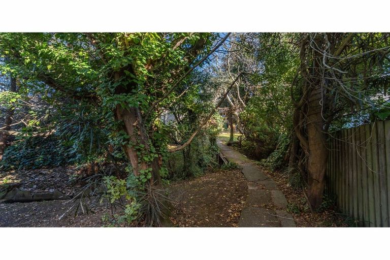 Photo of property in 129 Deans Avenue, Riccarton, Christchurch, 8011