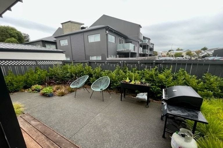 Photo of property in 4/221 Peterborough Street, Christchurch Central, Christchurch, 8013