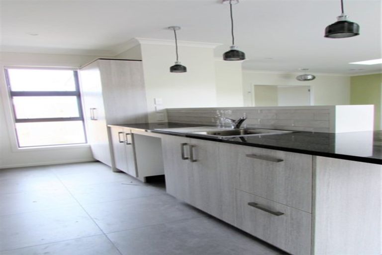 Photo of property in 4 Yeats Grove, Trentham, Upper Hutt, 5018