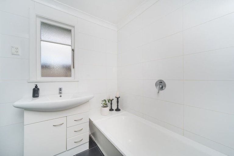 Photo of property in 6 Waterford Place, Tinwald, Ashburton, 7700