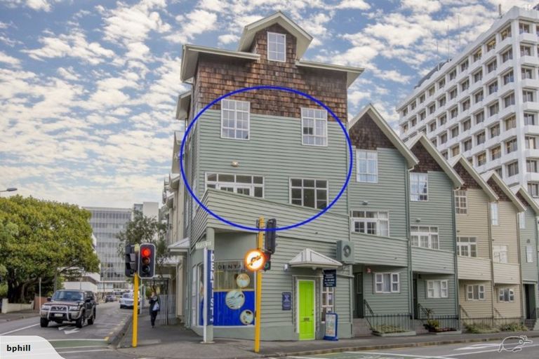 Photo of property in 32 Pipitea Street, Thorndon, Wellington, 6011