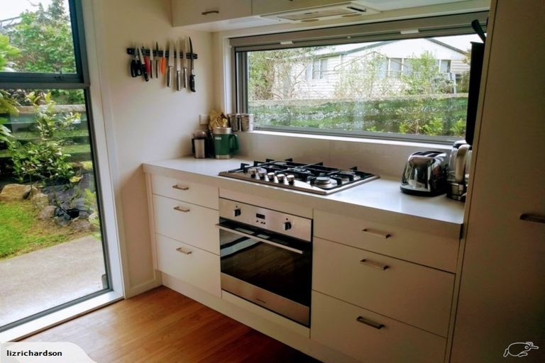 Photo of property in 44 Carthew Street, Okato, 4335