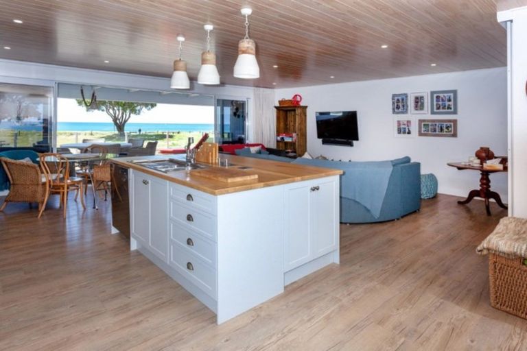 Photo of property in 203b Esplanade Drive, Whangamata, 3620