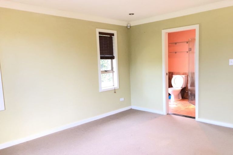 Photo of property in 268 Matua Road, Kumeu, 0891